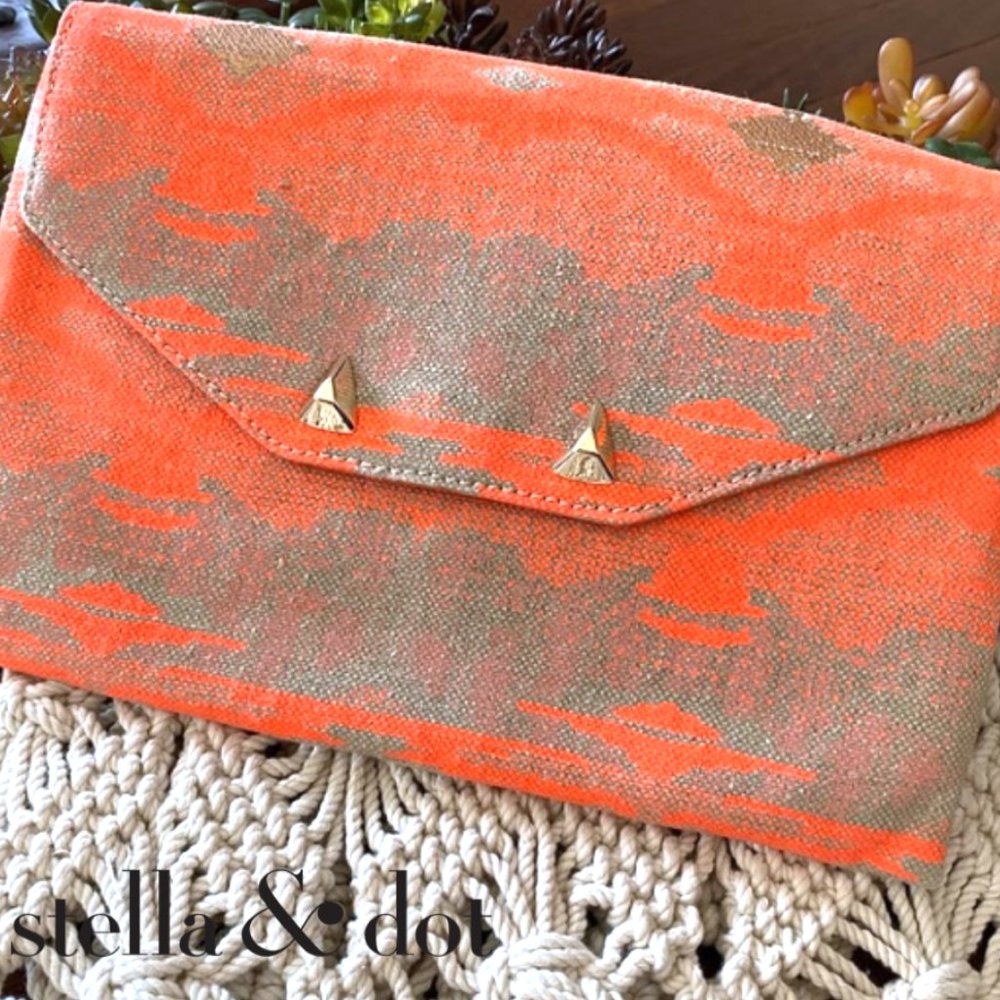 Stella & Dot | Retired Aztec Slim City clutch - Picture 2 of 9